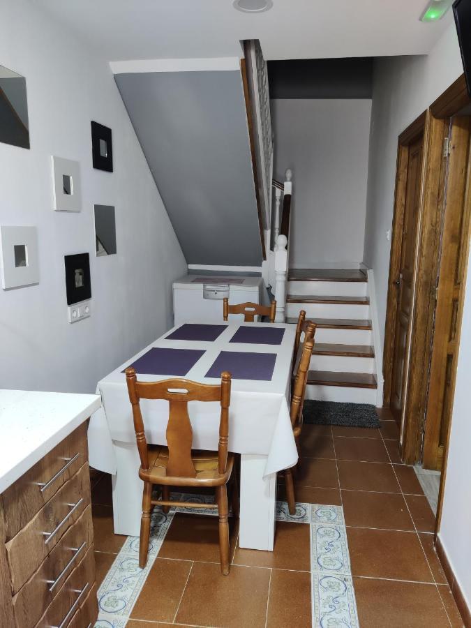 Casa Rural Apartamentos Angel Inguanzo Arenas De Cabrales Kültér fotó